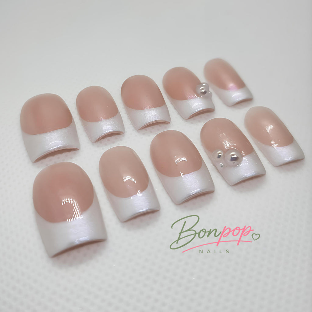 BONPOP Mother of Pearls Nails