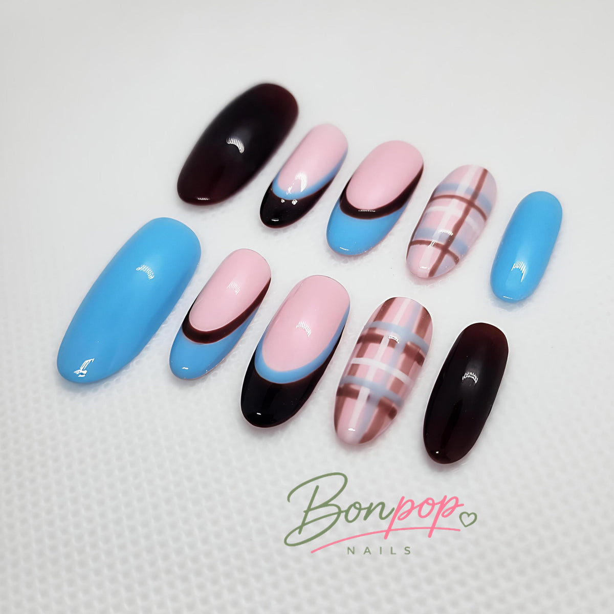 BONPOP Preppy Brown Blue Plaid Nails