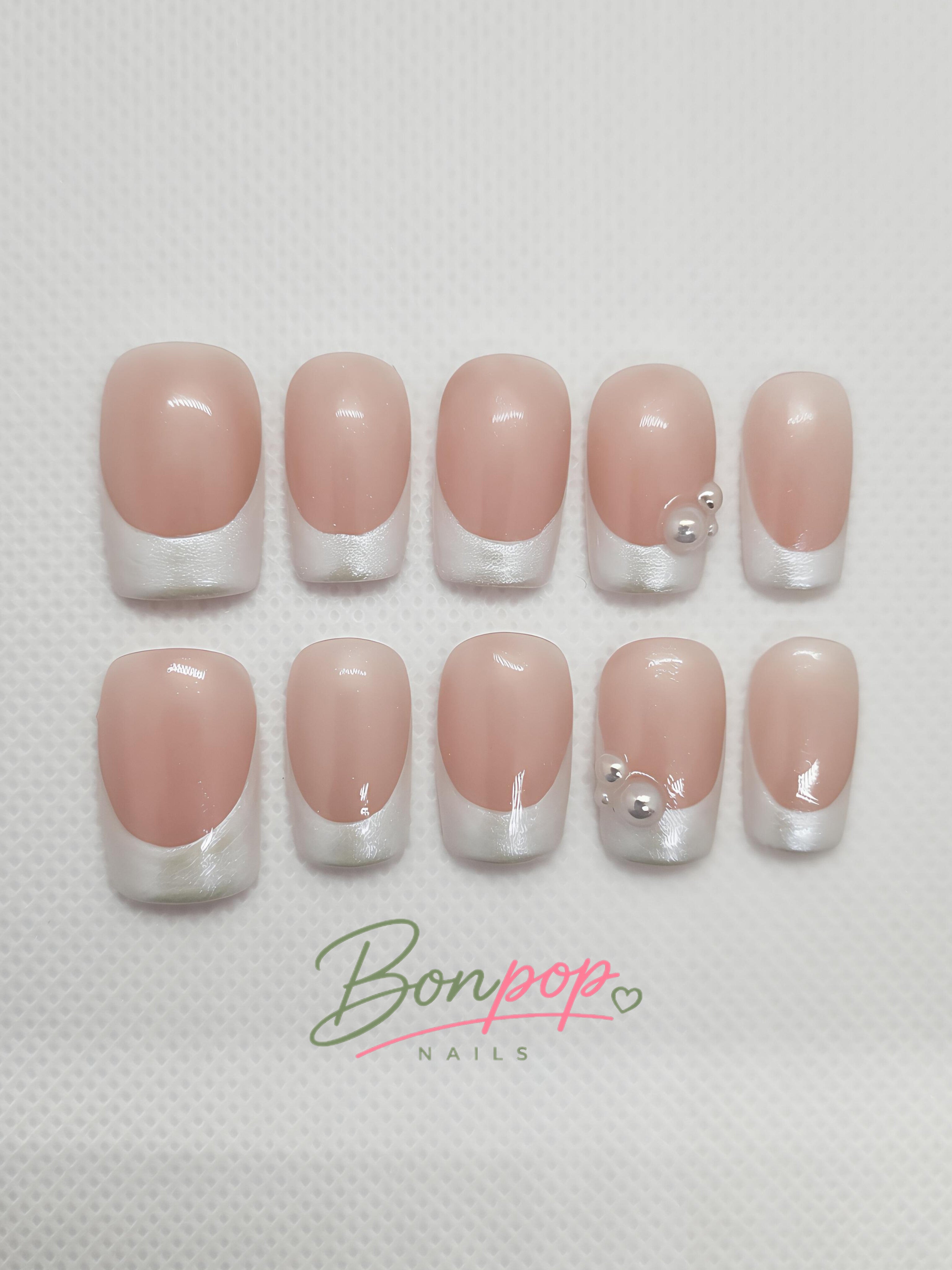 BONPOP's "Mother of Pearls" | Handmade Pearly Chrome French Tip Press-On Nails | Durable and Reusable