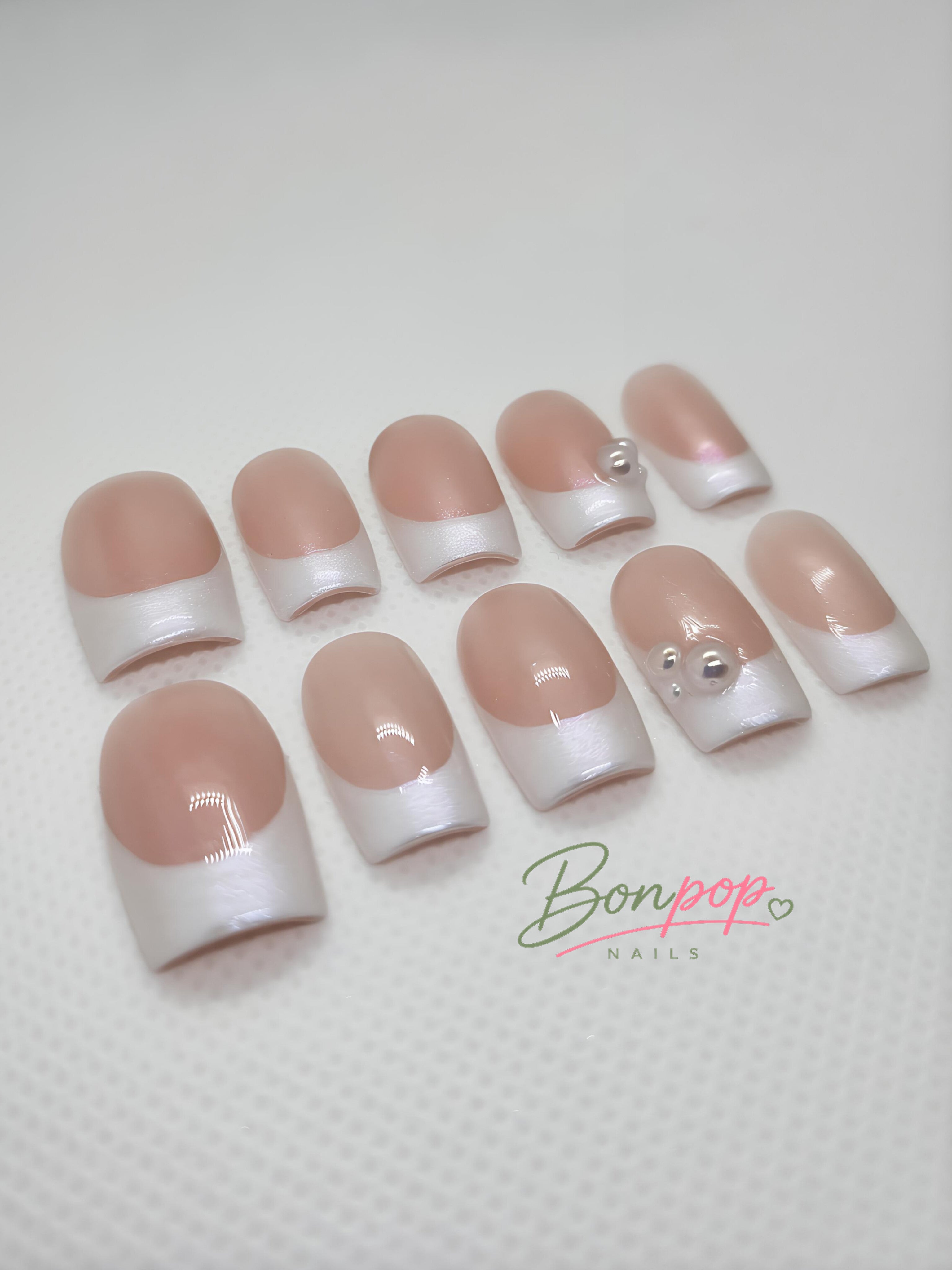 BONPOP's "Mother of Pearls" | Handmade Pearly Chrome French Tip Press-On Nails | Durable and Reusable